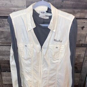 Harley Davidson Cream sleeveless Jacket/vest. XL